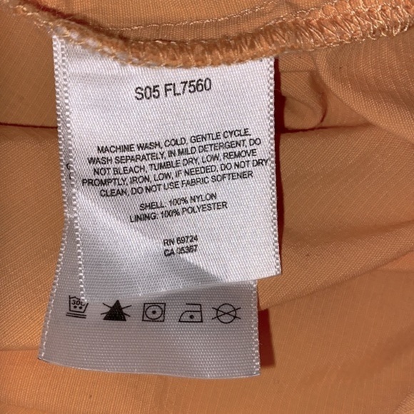 Columbia women’s orange outdoor shirt size medium - Picture 5 of 7